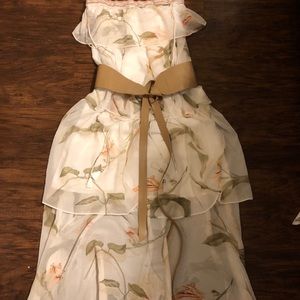 White House Black Market Stunning gown